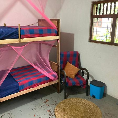 Hostel Singha Lounge Унаватуна Экстерьер фото