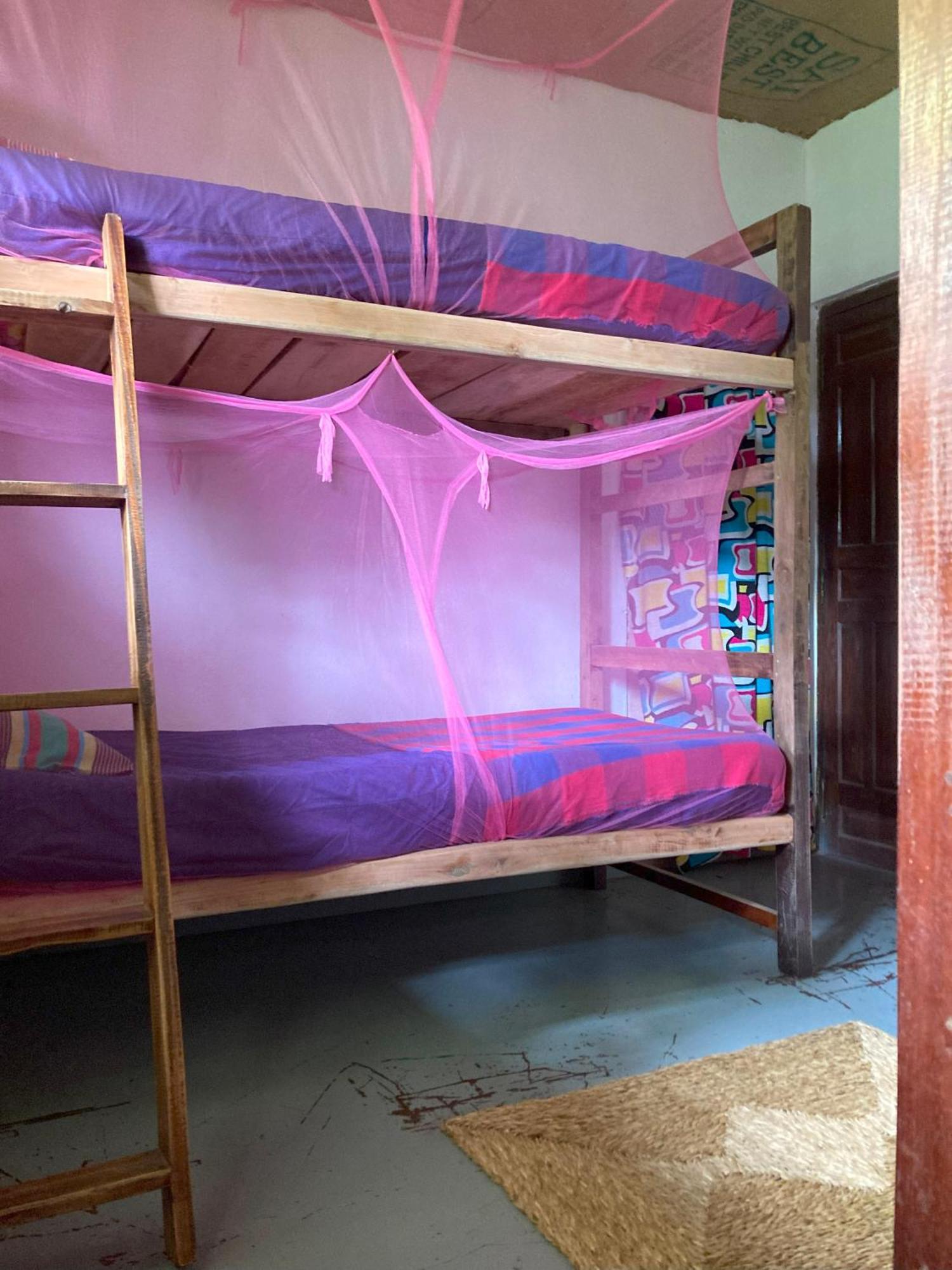 Hostel Singha Lounge Унаватуна Экстерьер фото